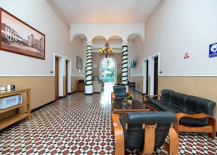 Hotel Ayenda Skall 1319
